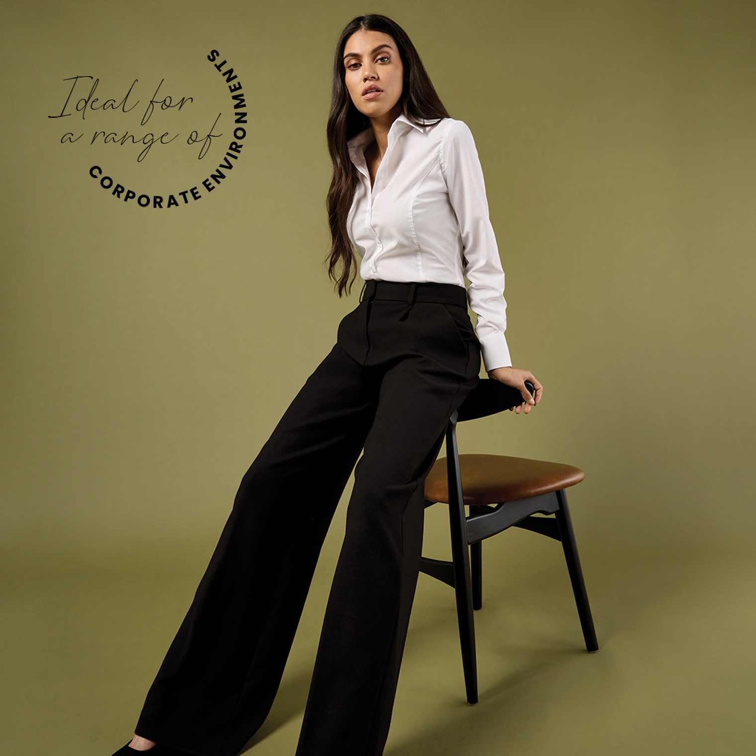 KK743F_1010_1_roundel_default__1